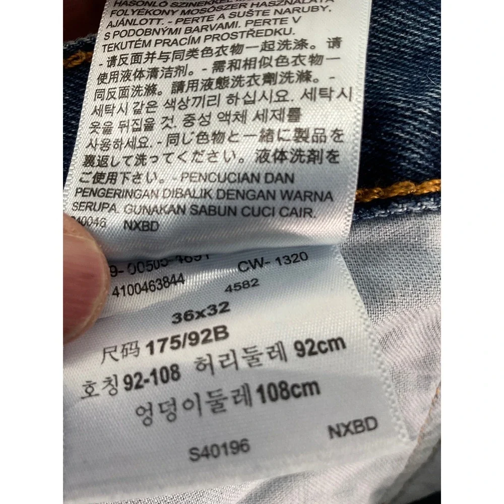 Levi's 505 Regular‎ Fit Jeans Mens 36x32 Blue Excellent Straight Leg Denim
